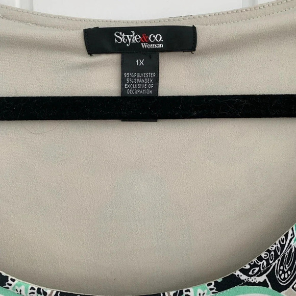 1X Style & Co Woman Short Sleeve Embellished Paisley Top - Picture 2 of 5